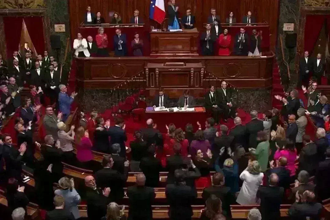 Abortion Law: గర్భస్రావం  అక్కడ రాజ్యాంగ హక్కు.. Abortion Law: గర్భస్రావం  అక్కడ రాజ్యాంగ హక్కు..