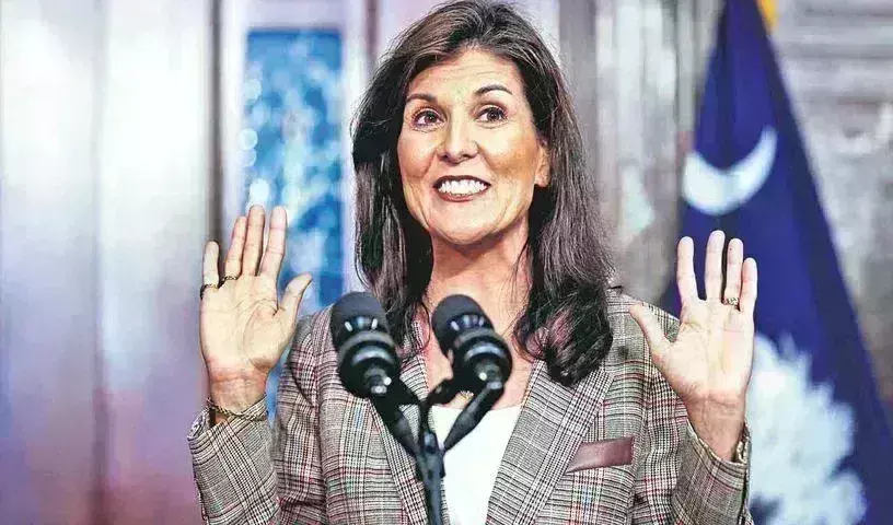 Nikki Haley: అధ్యక్ష రేసులో నిక్కీ హేలీ తొలి విజయం Nikki Haley: అధ్యక్ష రేసులో నిక్కీ హేలీ తొలి విజయం
