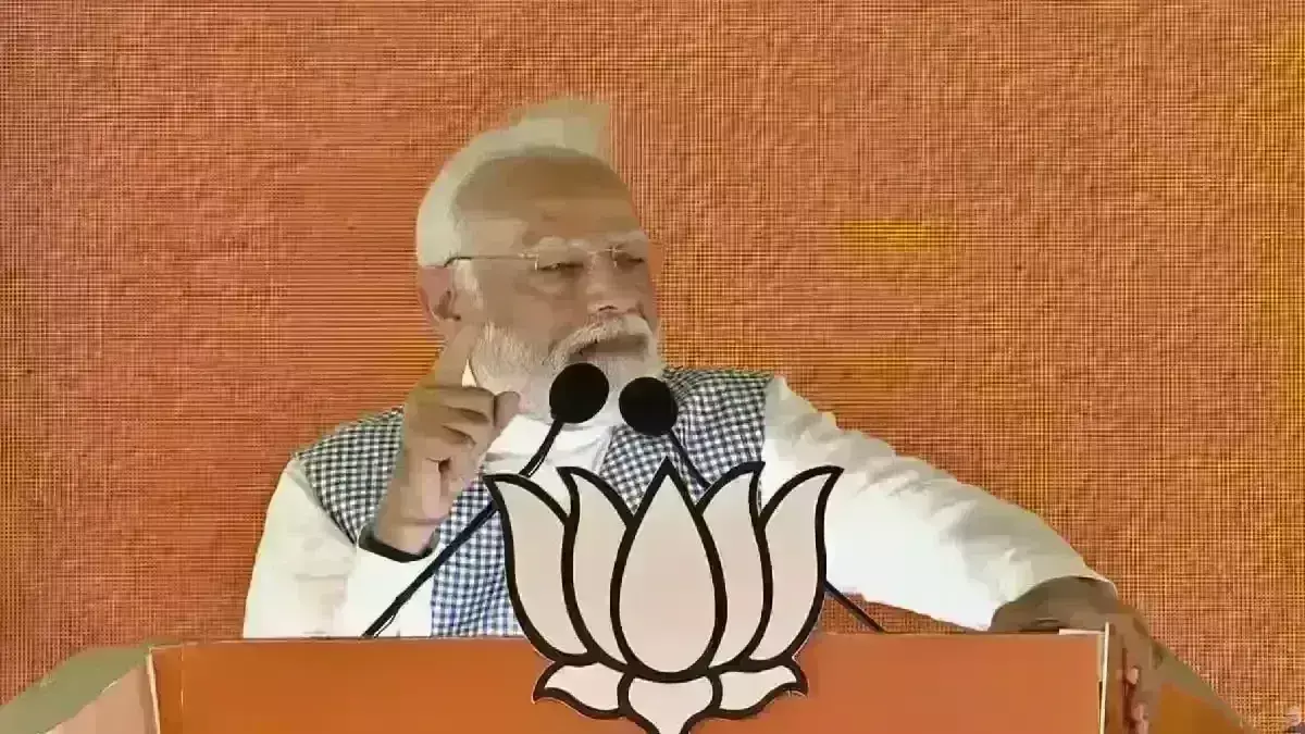Modi In Telangana : కుటుంబ పార్టీలకు కుటుంబమే ఫస్ట్ ,వారసత్వ నేతలపై మోదీ విమర్శలు Modi In Telangana : కుటుంబ పార్టీలకు కుటుంబమే ఫస్ట్ ,వారసత్వ నేతలపై మోదీ విమర్శలు