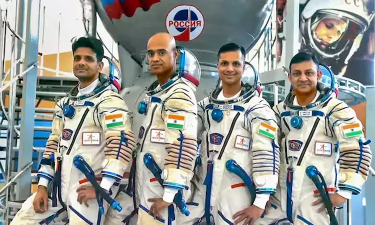 ISRO Gaganyaan: వ్యోమగాముల సేఫ్ ల్యాండింగ్కు 48 బ్యాకప్ సైట్స్ ISRO Gaganyaan: వ్యోమగాముల సేఫ్ ల్యాండింగ్కు 48 బ్యాకప్ సైట్స్