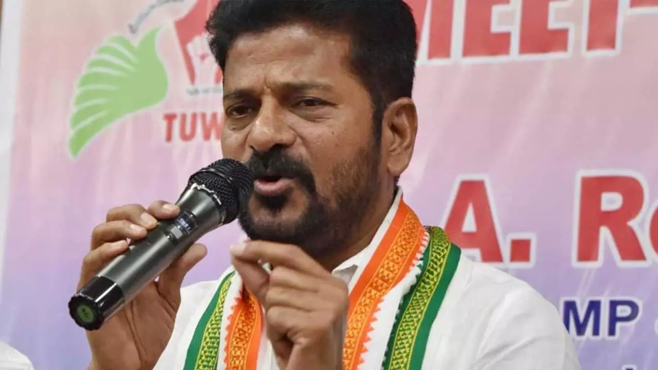 TS : కేటీఆర్ చచ్చేదాకా నిరాహార దీక్ష చేయాలి.. రేవంత్ డిమాండ్ TS : కేటీఆర్ చచ్చేదాకా నిరాహార దీక్ష చేయాలి.. రేవంత్ డిమాండ్