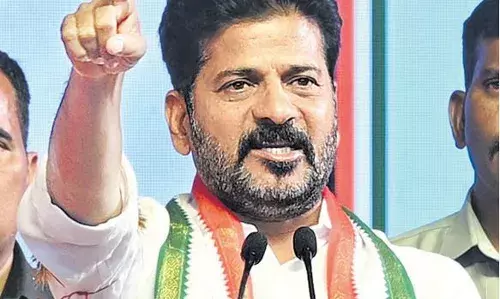 REVANTH: ప్రభుత్వాన్ని కూల్చే కుట్ర చేస్తే చీల్చి చెండాడుతాం REVANTH: ప్రభుత్వాన్ని కూల్చే కుట్ర చేస్తే చీల్చి చెండాడుతాం