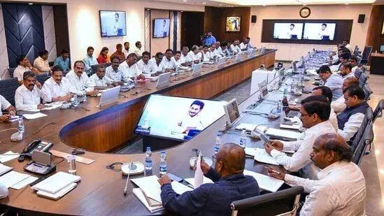 AP Joint Staff Council: ముగిసిన జాయింట్ స్టాఫ్ కౌన్సిల్… ఉద్యోగ సంఘాల అసంతృప్తి