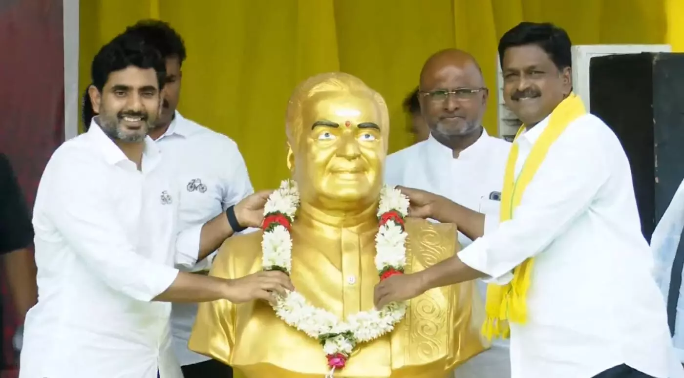 LOKESH: రాయలసీమ రత్నాల సీమ చేసేది మేమే LOKESH: రాయలసీమ రత్నాల సీమ చేసేది మేమే