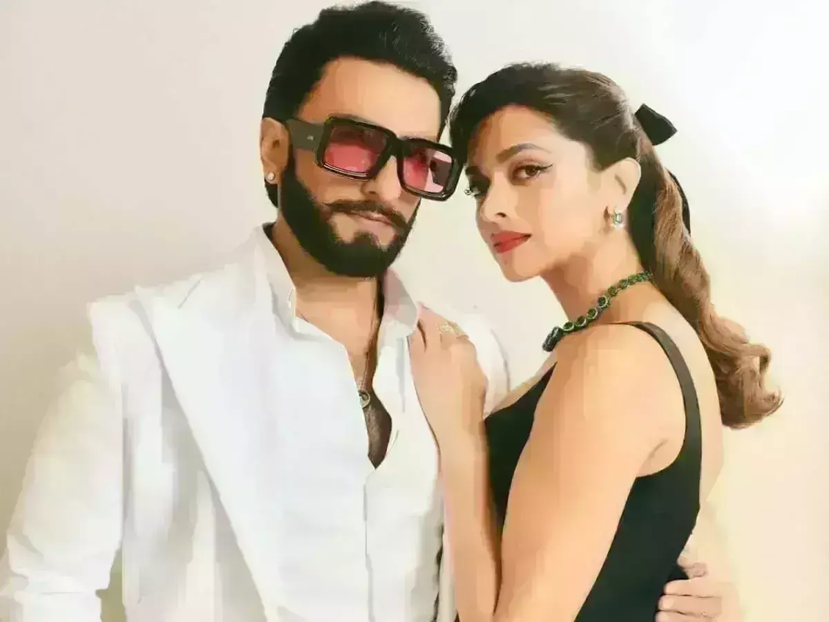 Bollywood : దీపికా పదుకొనే, రణవీర్ సింగ్ సరోగసీని ఎంచుకున్నారా? Bollywood : దీపికా పదుకొనే, రణవీర్ సింగ్ సరోగసీని ఎంచుకున్నారా?