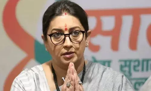 Smriti Irani : స్మృతి ఇరానీకి రిలీప్.. పరువునష్టం కేసు కొట్టివేత Smriti Irani : స్మృతి ఇరానీకి రిలీప్.. పరువునష్టం కేసు కొట్టివేత