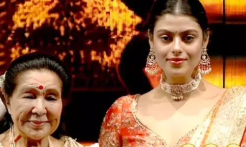 Asha Bhosle : మనవరాలు సినీ రంగ ప్రవేశం గురించి ప్రకటన చేసిన దిగ్గజ గాయని