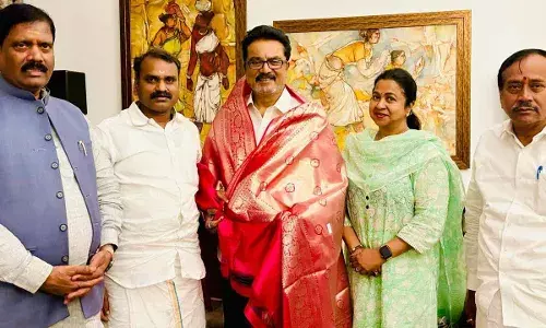 BJP : బీజేపీలో విలీనమైన నటుడు శరత్ కుమార్ నేతృత్వంలోని AISMK BJP : బీజేపీలో విలీనమైన నటుడు శరత్ కుమార్ నేతృత్వంలోని AISMK