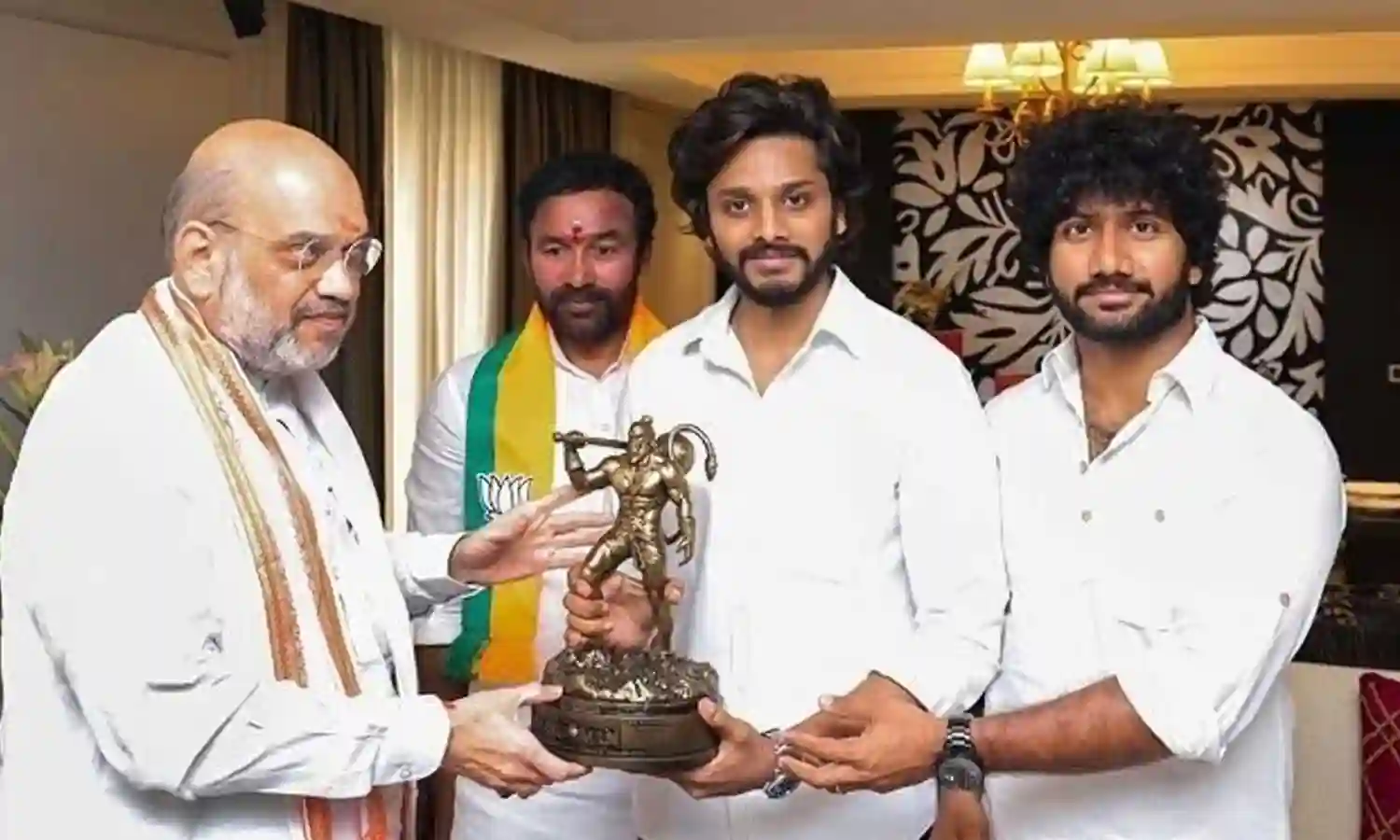 Hanuman Movie : ‘హనుమాన్’మూవీ.. తేజ సజ్జ, ప్రశాంత్ వర్మపై అమిత్ షా ప్రశంసలు Hanuman Movie : ‘హనుమాన్’మూవీ.. తేజ సజ్జ, ప్రశాంత్ వర్మపై అమిత్ షా ప్రశంసలు