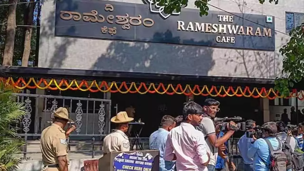 Rameshwaram Cafe : ఇస్లామిక్ స్టేట్ మాడ్యూల్తో బెంగళూరు కేఫ్ బ్లాస్ట్ లింక్ Rameshwaram Cafe : ఇస్లామిక్ స్టేట్ మాడ్యూల్తో బెంగళూరు కేఫ్ బ్లాస్ట్ లింక్