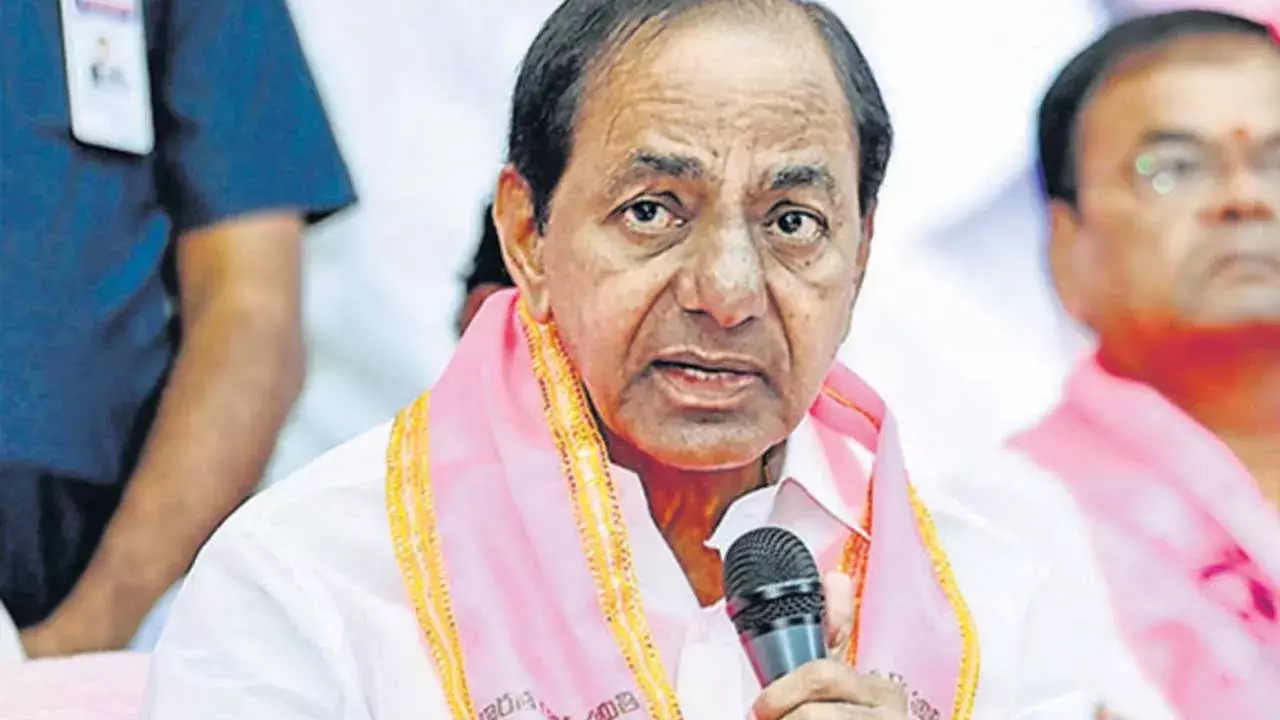 TS : ఈ సారి కేసీఆర్ కుటుంబం నుంచి ఎవరూ పోటీ చేయట్లే TS : ఈ సారి కేసీఆర్ కుటుంబం నుంచి ఎవరూ పోటీ చేయట్లే