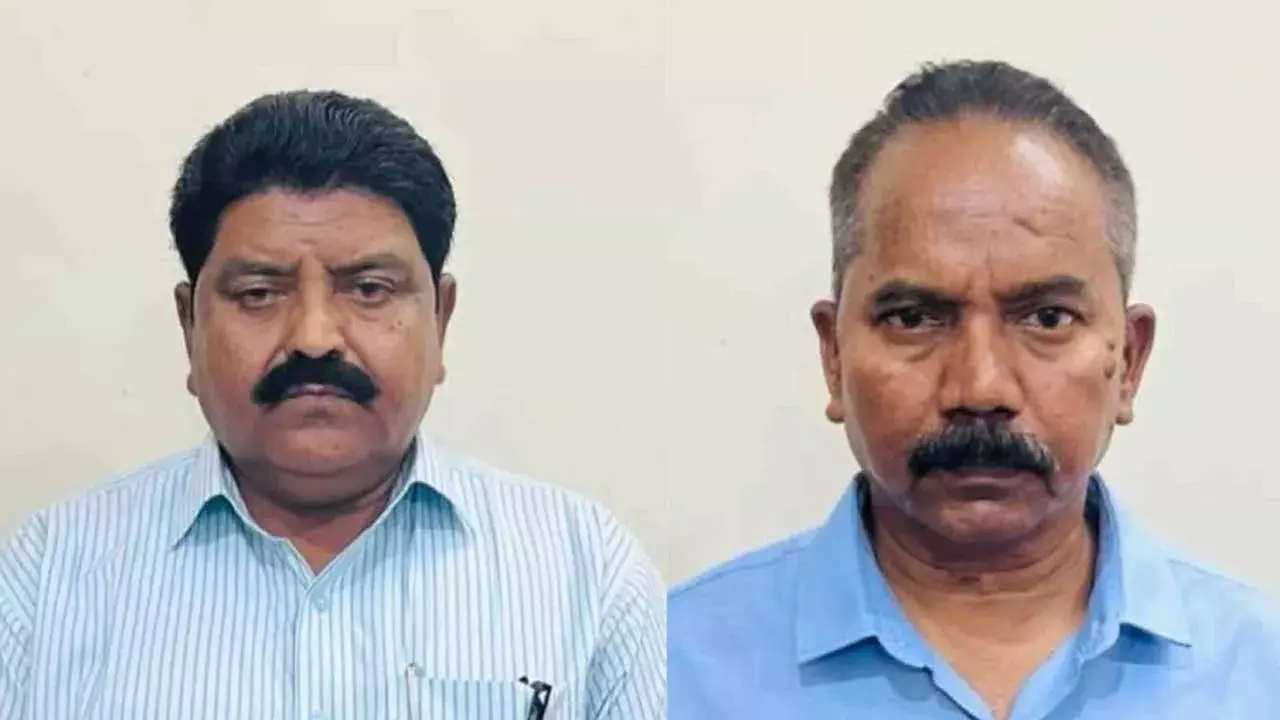 TS : గొర్రెల స్కాం.. రంగారెడ్డిలో ఇద్దరు అధికారులు అరెస్ట్