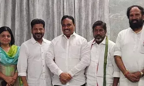 TS : సీఎం రేవంత్‌రెడ్డితో  బీఆర్ఎస్ ఎమ్మెల్యే  భేటీ