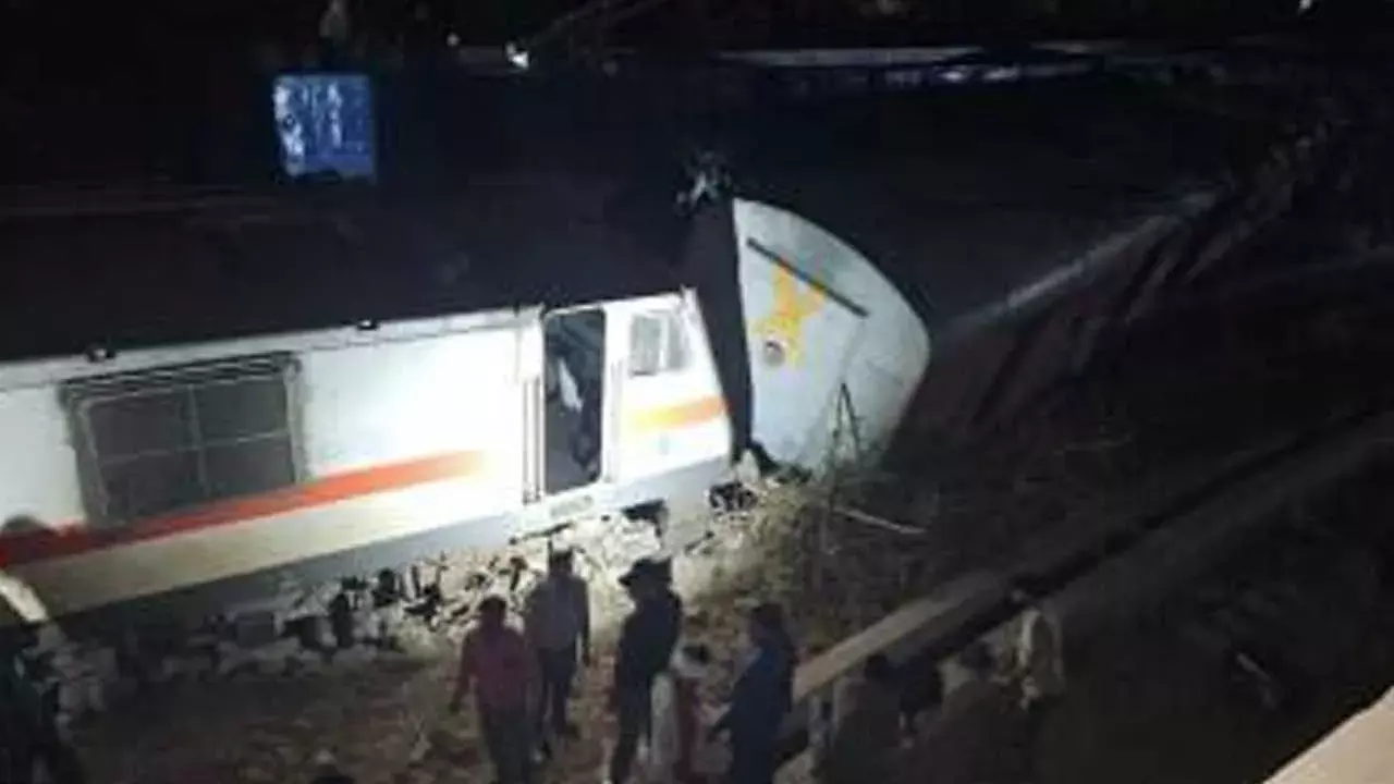 Rajasthan: పట్టాలు తప్పిన సబర్మతి-ఆగ్రా ఎక్స్‌ప్రెస్ నాలుగు కోచ్‌లు