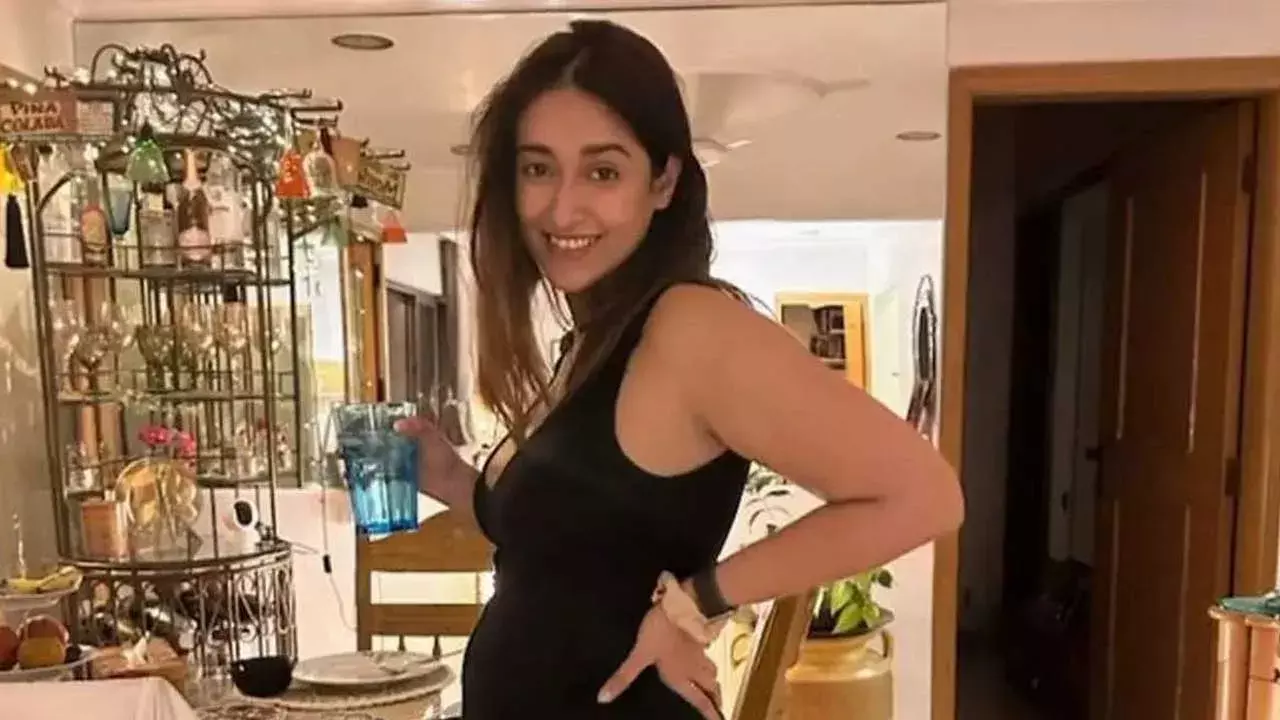 Pregnant : ఇలియానా ప్రెగ్నెంట్ ఎప్పుడు అయింది.. పెళ్లికి ముందా..? తర్వాతా..? Pregnant : ఇలియానా ప్రెగ్నెంట్ ఎప్పుడు అయింది.. పెళ్లికి ముందా..? తర్వాతా..?