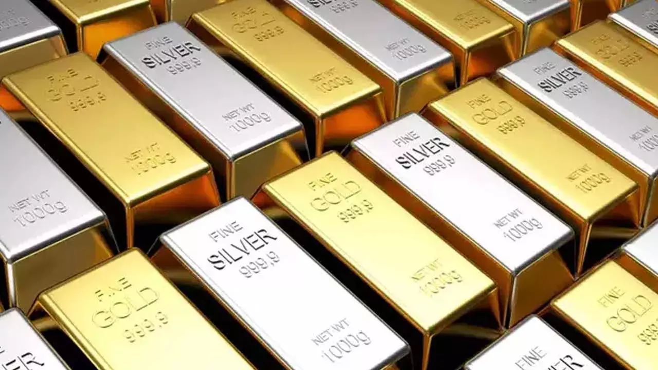 Good News : గుడ్ న్యూస్ తగ్గిన బంగారం, వెండి ధరలు Good News : గుడ్ న్యూస్ తగ్గిన బంగారం, వెండి ధరలు