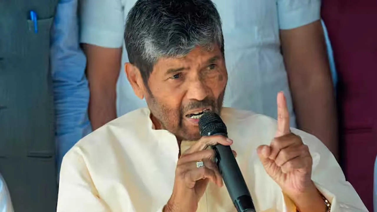 Resign : కేంద్ర మంత్రి పశుపతి కుమార్ రాజీనామా Resign : కేంద్ర మంత్రి పశుపతి కుమార్ రాజీనామా