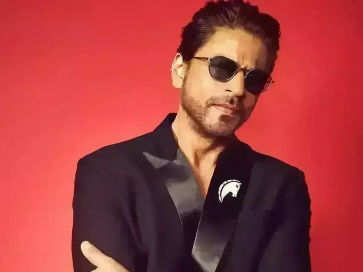Shah Rukh Khan : 46మిలియన్ల ఫాలోవర్స్.. కానీ ఫాలో అయ్యేది ఆరుగురినే.. వారెవరంటే.. Shah Rukh Khan : 46మిలియన్ల ఫాలోవర్స్.. కానీ ఫాలో అయ్యేది ఆరుగురినే.. వారెవరంటే..
