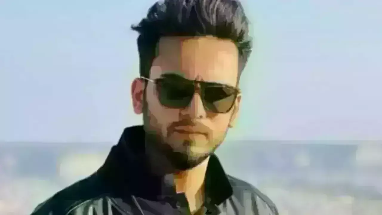 Elvish Yadav : నోయిడా జైలులో హై-సెక్యూరిటీ బ్యారక్కు ఎల్విష్ Elvish Yadav : నోయిడా జైలులో హై-సెక్యూరిటీ బ్యారక్కు ఎల్విష్