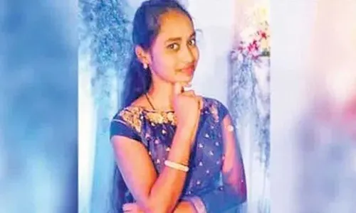 Tragic : దారుణం...  ప్రేమలో ఉందని కూతురికి ఉరేసి చంపిన తల్లి Tragic : దారుణం...  ప్రేమలో ఉందని కూతురికి ఉరేసి చంపిన తల్లి