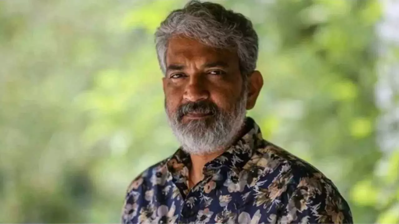 SS Rajamouli : భూకంపం నుండి బయటపడ్డ దర్శక ధీరుడు SS Rajamouli : భూకంపం నుండి బయటపడ్డ దర్శక ధీరుడు