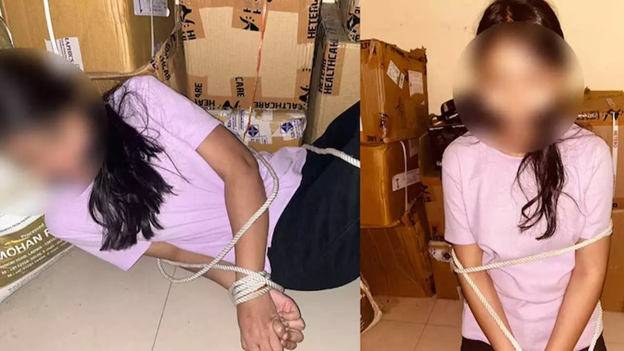 Fake Kidnap : ఫేక్ కిడ్నాప్.. విదేశాలకు వెళ్లేందుకు రూ.30లక్షలు డిమాండ్ చేసిన కూతురు Fake Kidnap : ఫేక్ కిడ్నాప్.. విదేశాలకు వెళ్లేందుకు రూ.30లక్షలు డిమాండ్ చేసిన కూతురు