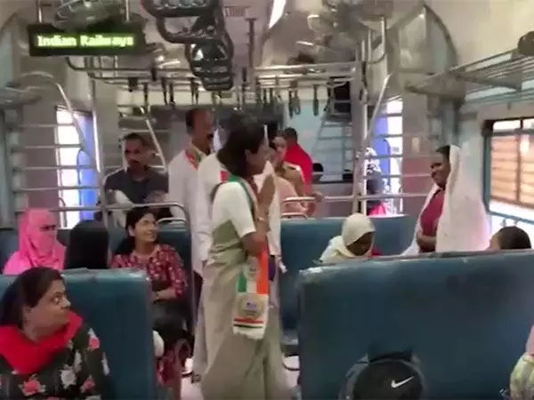 Supriya Sule : సుప్రియా సూలే...సరికొత్త ప్రచారం Supriya Sule : సుప్రియా సూలే...సరికొత్త ప్రచారం