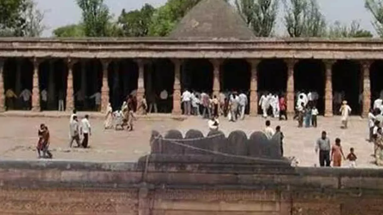 ASI : ధార్ జిల్లాలోని భోజ్‌శాల కాంప్లెక్స్‌లో ASI సర్వే