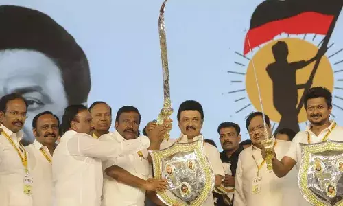 Congress : తృణమూల్ కాంగ్రెస్ కు అతిపెద్ద లబ్ధిదారుగా ఫ్యూచర్ గేమింగ్ Congress : తృణమూల్ కాంగ్రెస్ కు అతిపెద్ద లబ్ధిదారుగా ఫ్యూచర్ గేమింగ్