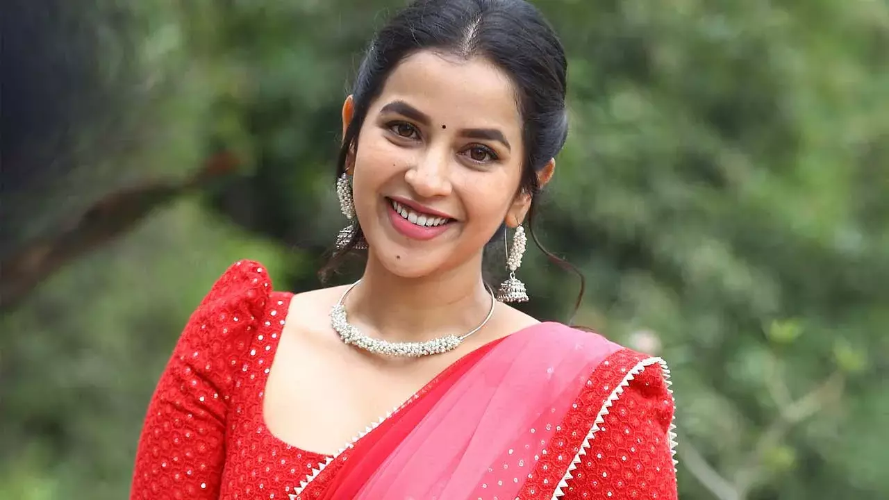 Prasad Komalee : రోజూ బిర్యానీ తినిపిస్తేనే పెళ్లి చేసుకుంటా :  ప్రసాద్ కోమలి Prasad Komalee : రోజూ బిర్యానీ తినిపిస్తేనే పెళ్లి చేసుకుంటా :  ప్రసాద్ కోమలి