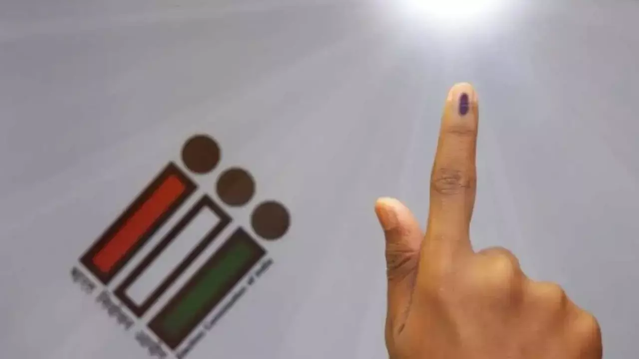 TS : పోల్ అలర్ట్.. తెలంగాణలో అదనపు సెలవు TS : పోల్ అలర్ట్.. తెలంగాణలో అదనపు సెలవు