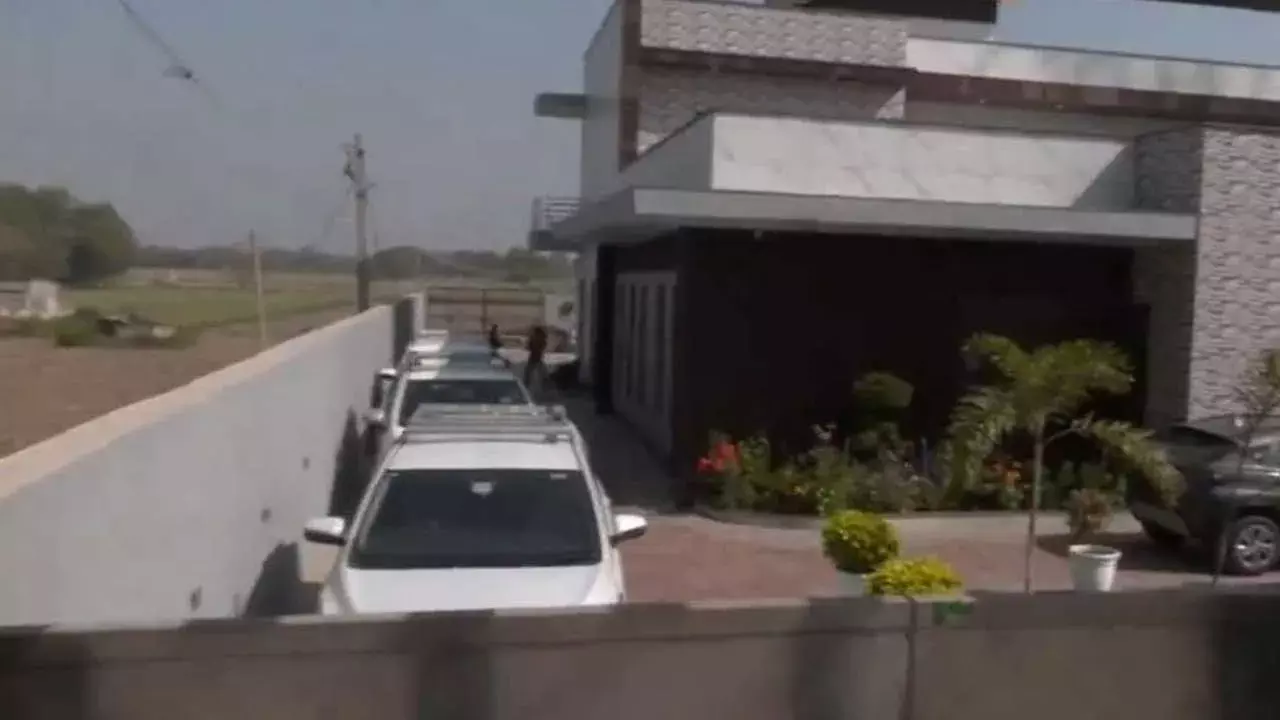 ED Raids : ఈడీ స్పీడు.. ఆప్ ఎమ్మెల్యే ఇంట్లోనూ సోదాలు