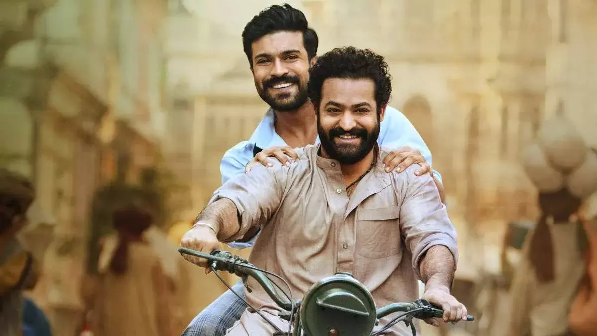 SS Rajamoulis RRR : జపాన్లో మళ్లీ గర్జించిన బ్లాక్ బస్టర్ మూవీ SS Rajamoulis RRR : జపాన్లో మళ్లీ గర్జించిన బ్లాక్ బస్టర్ మూవీ