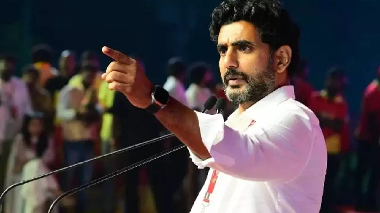 AP : పోలీసులను మాపై ఉసిగొల్పుతున్నారు.. లోకేశ్ ఆరోపణ
