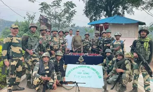 Odisha : నక్సల్స్ ఆయుధాల వర్క్షాప్ ధ్వంసం.. తుపాకీలు స్వాధీనం Odisha : నక్సల్స్ ఆయుధాల వర్క్షాప్ ధ్వంసం.. తుపాకీలు స్వాధీనం