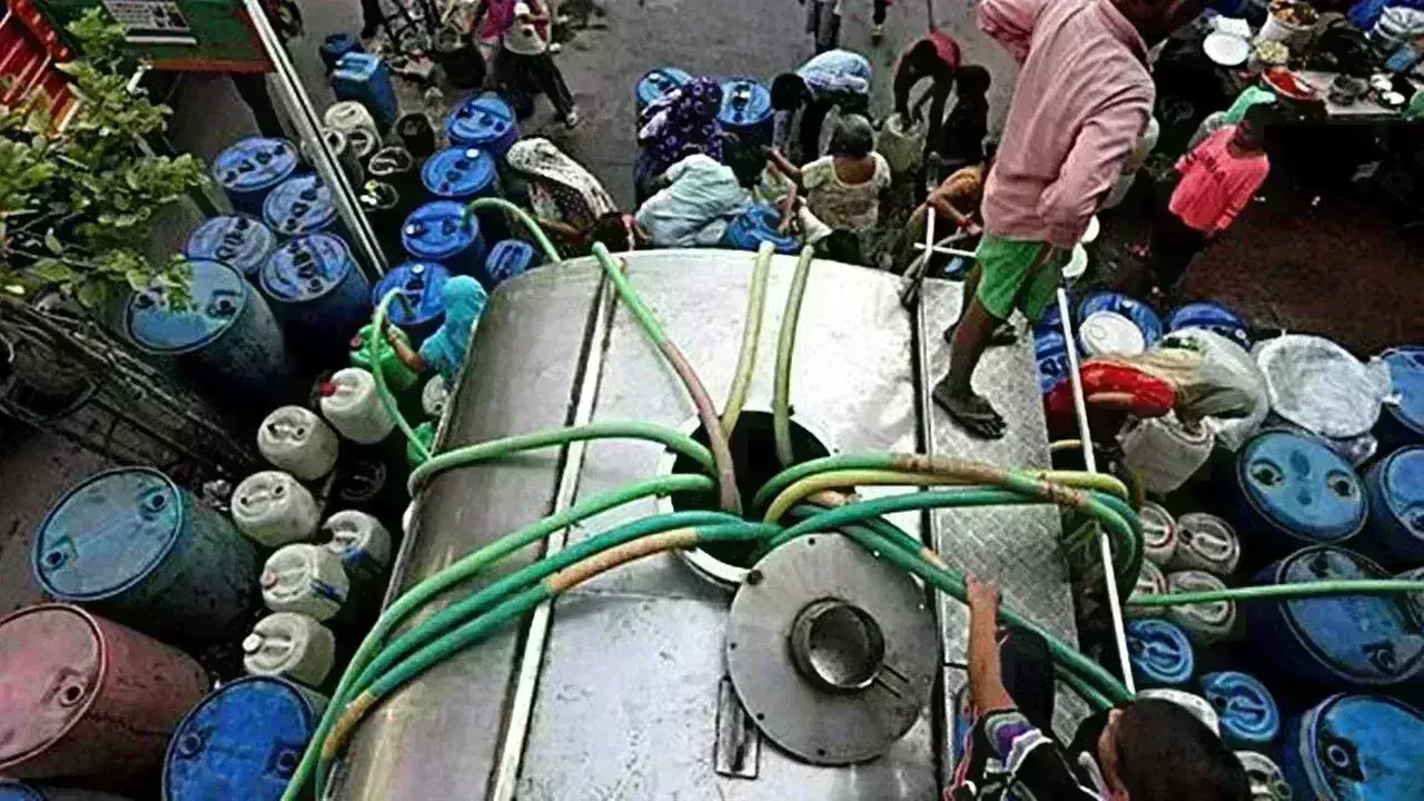 Bengaluru Water Crisis: నీటి వృథాపై  బెంగళూరు వాటర్‌ బోర్డు కఠిన నిర్ణయం