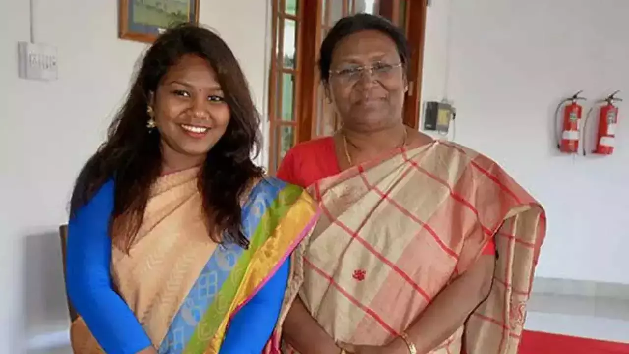 Lok Sabha Elections : లోక్సభ ఎన్నికల్లో రాష్ట్రపతి కూతురు Lok Sabha Elections : లోక్సభ ఎన్నికల్లో రాష్ట్రపతి కూతురు