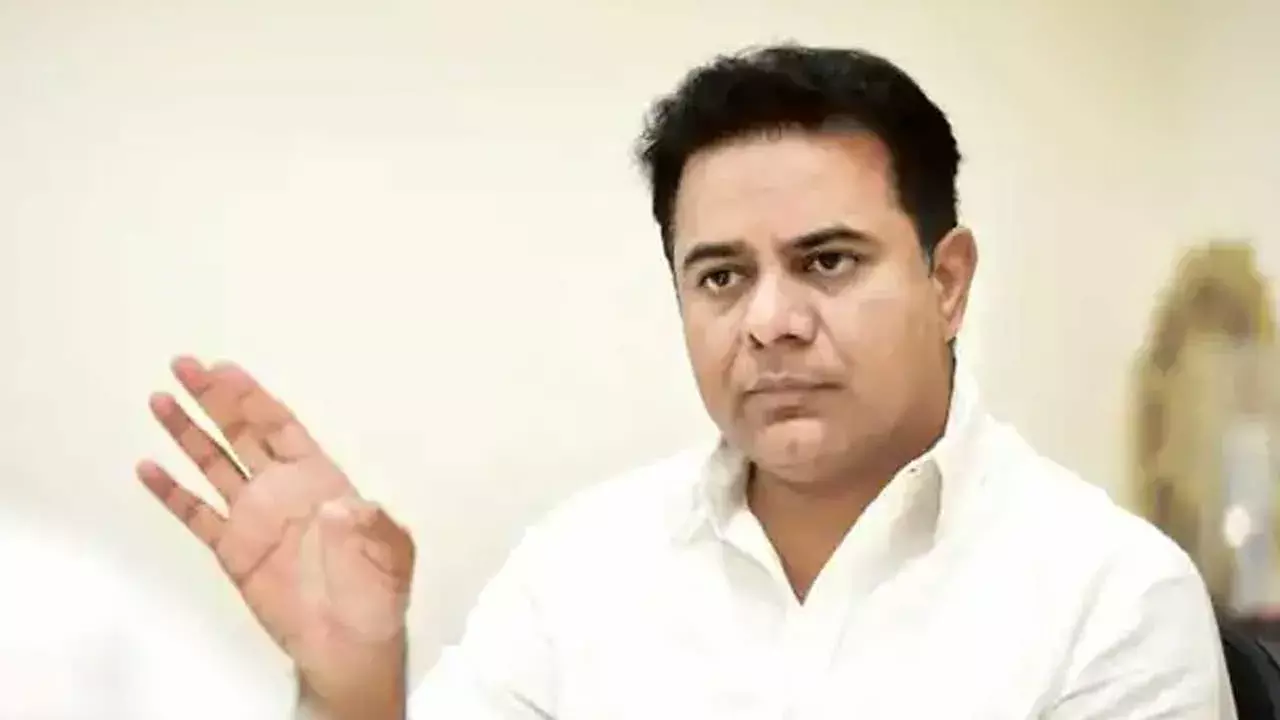 TS: మహబూబ్ నగర్ ఎమ్మెల్సీ కోసం కేటీఆర్ ఎత్తుగడలు TS: మహబూబ్ నగర్ ఎమ్మెల్సీ కోసం కేటీఆర్ ఎత్తుగడలు