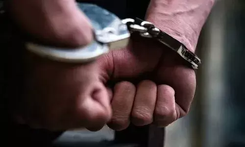 Murdered : తన పిల్లలు కాదనే అనుమానంతో ఇద్దరు పిల్లల హత్య Murdered : తన పిల్లలు కాదనే అనుమానంతో ఇద్దరు పిల్లల హత్య