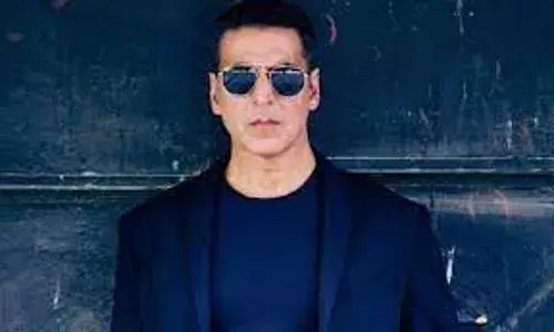 Akshay Kumar : బ్యాక్-టు-బ్యాక్ ఫ్లాప్లపై మౌనం వీడిన బాలీవుడ్ స్టార్ Akshay Kumar : బ్యాక్-టు-బ్యాక్ ఫ్లాప్లపై మౌనం వీడిన బాలీవుడ్ స్టార్