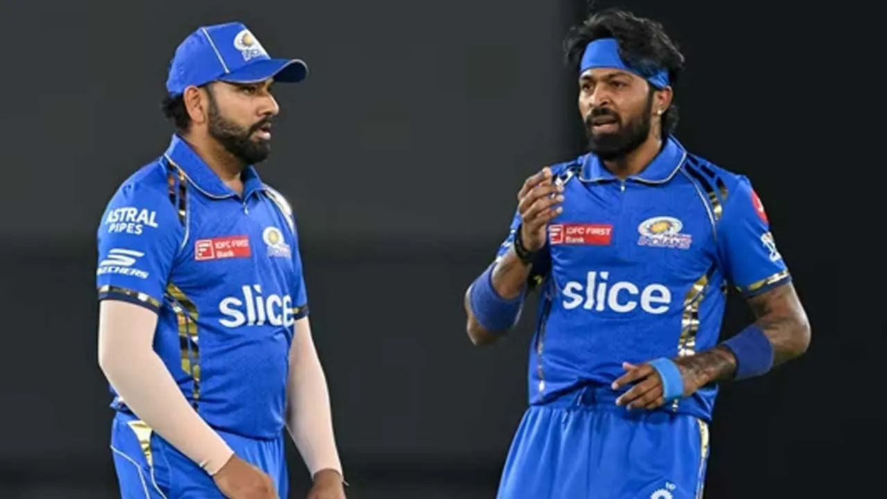 Hardik Pandya : ట్రోలర్స్కు మళ్లీ దొరికిపోయిన హార్దిక్.. ఇక చెడుగుడే Hardik Pandya : ట్రోలర్స్కు మళ్లీ దొరికిపోయిన హార్దిక్.. ఇక చెడుగుడే