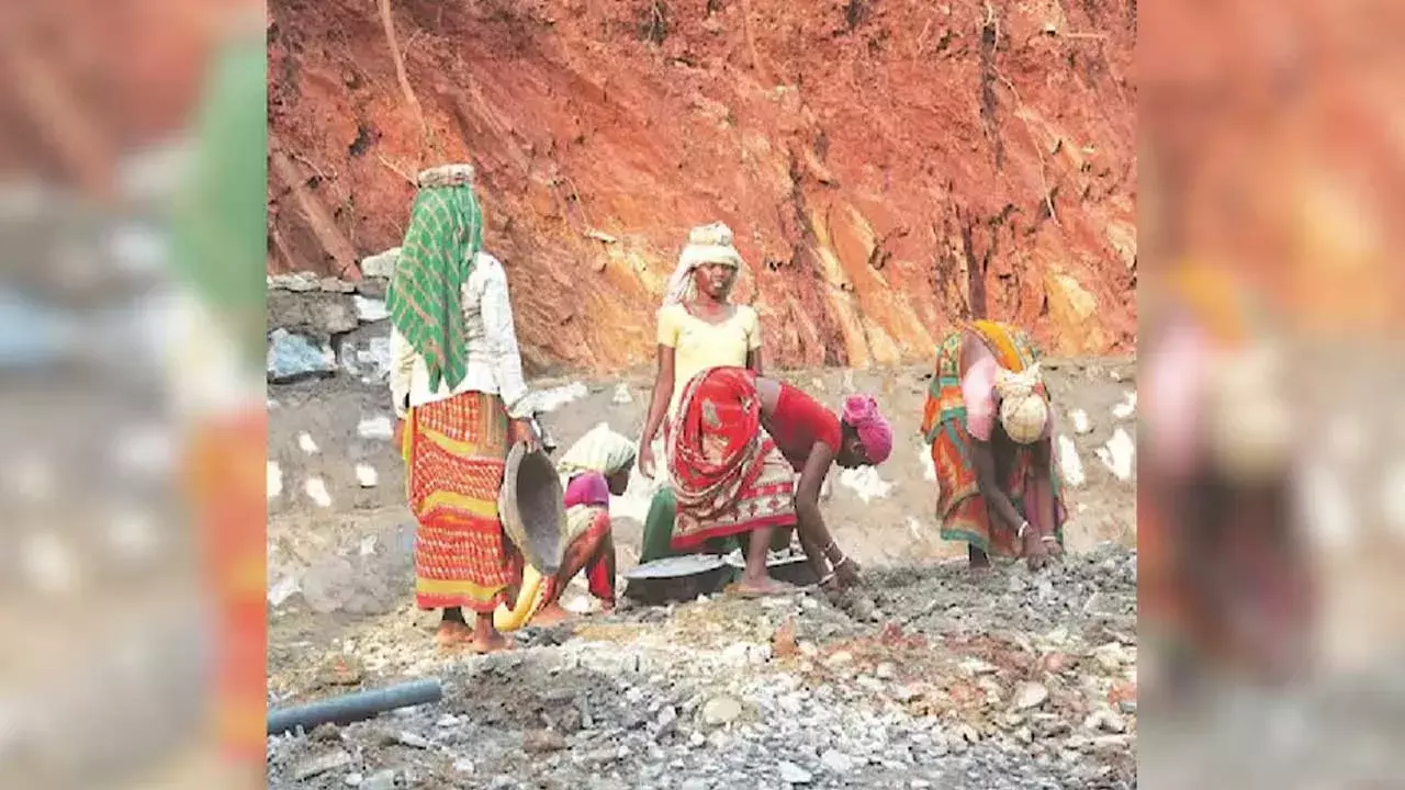 Good News  : ఎన్నికల వేళ ఉపాధి హామీ కూలీలకు కేంద్రం శుభవార్త Good News  : ఎన్నికల వేళ ఉపాధి హామీ కూలీలకు కేంద్రం శుభవార్త