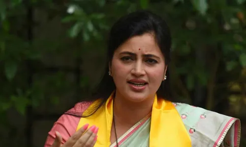Maharashtra Amaravathi: ఎన్నికల్లో అమరావతి నుంచి నవనీత్ రాణా పోటీ Maharashtra Amaravathi: ఎన్నికల్లో అమరావతి నుంచి నవనీత్ రాణా పోటీ