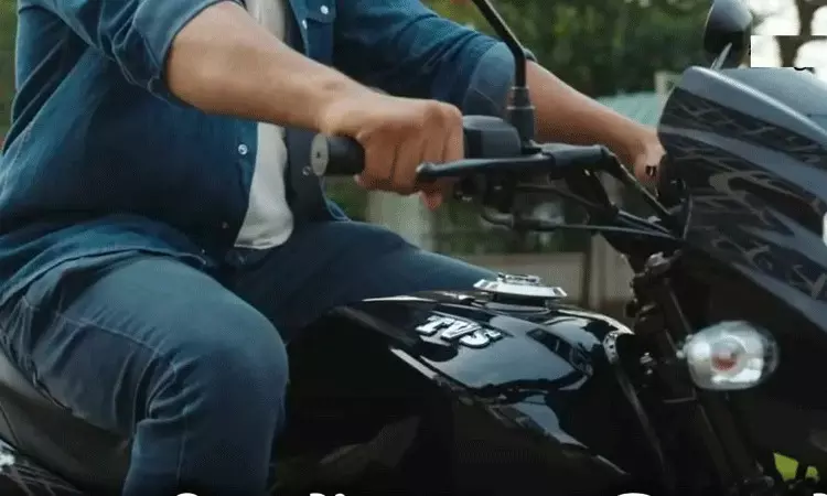 ఒక లీటర్కు 110కిమీ మైలేజీ.. రికార్డు సృష్టిస్తున్న బైక్ ఒక లీటర్కు 110కిమీ మైలేజీ.. రికార్డు సృష్టిస్తున్న బైక్