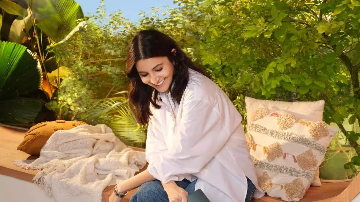 Anushka Sharma : కొడుకు పుట్టిన తర్వాత.. ఫస్ట్ టైం పిక్ షేర్ చేసిన కోహ్లీ భార్య Anushka Sharma : కొడుకు పుట్టిన తర్వాత.. ఫస్ట్ టైం పిక్ షేర్ చేసిన కోహ్లీ భార్య