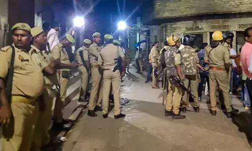 Gangsters Death : గ్యాంగ్‌స్టర్‌ మృతితో యూపీలో భద్రత కట్టుదిట్టం