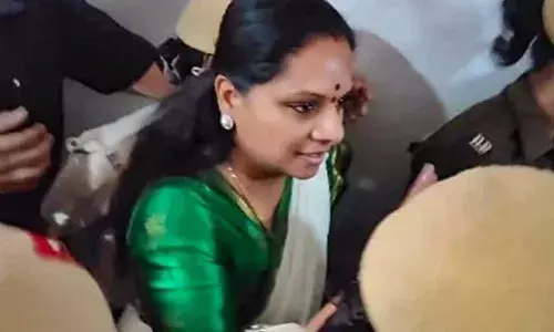 Kavitha : జడ్జిగారు.. మీరే చూడండి.. కవిత జైలు ఘోష Kavitha : జడ్జిగారు.. మీరే చూడండి.. కవిత జైలు ఘోష
