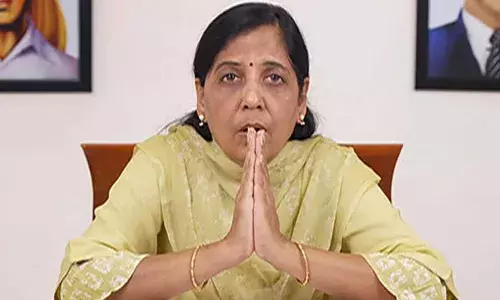 Kejriwal : కేజ్రీవాల్ కోసం భార్య సపోర్ట్ క్యాంపెయిన్ Kejriwal : కేజ్రీవాల్ కోసం భార్య సపోర్ట్ క్యాంపెయిన్