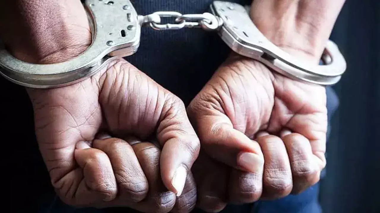 TS : ఫోన్ ట్యాపింగ్ కేసు రుజువైతే కేటీఆర్‌కు పదేళ్ల జైలు తప్పదు: కోమటిరెడ్డి