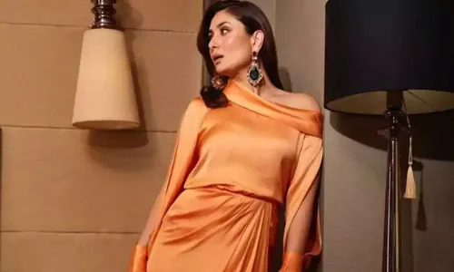 Kareena Kapoor : చిన్న వయసులోనే ఇండస్ట్రీలోకి రావడంతో తెలియలేదు :  కరీనా కపూర్ Kareena Kapoor : చిన్న వయసులోనే ఇండస్ట్రీలోకి రావడంతో తెలియలేదు :  కరీనా కపూర్